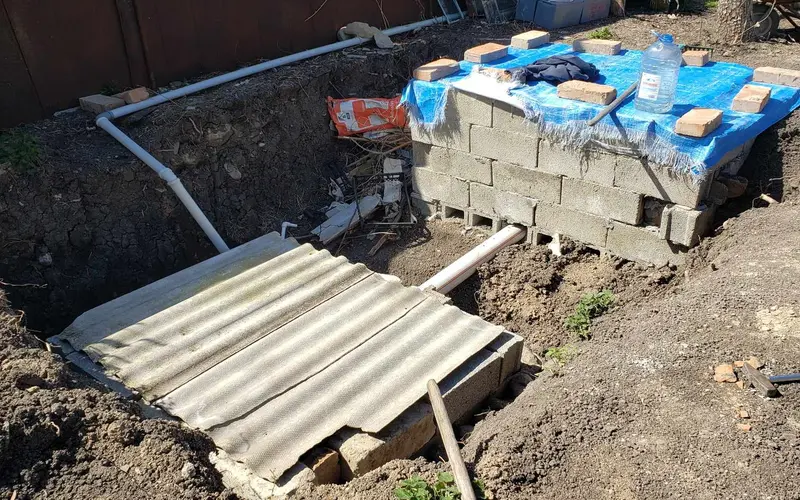 How To Make A Wonderful N0.1 Digester Toilet And Soakaway System 4 view of digester connected to soakaway