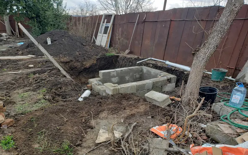 How To Make A Wonderful N0.1 Digester Toilet And Soakaway System 5 unfinished toilet digester
