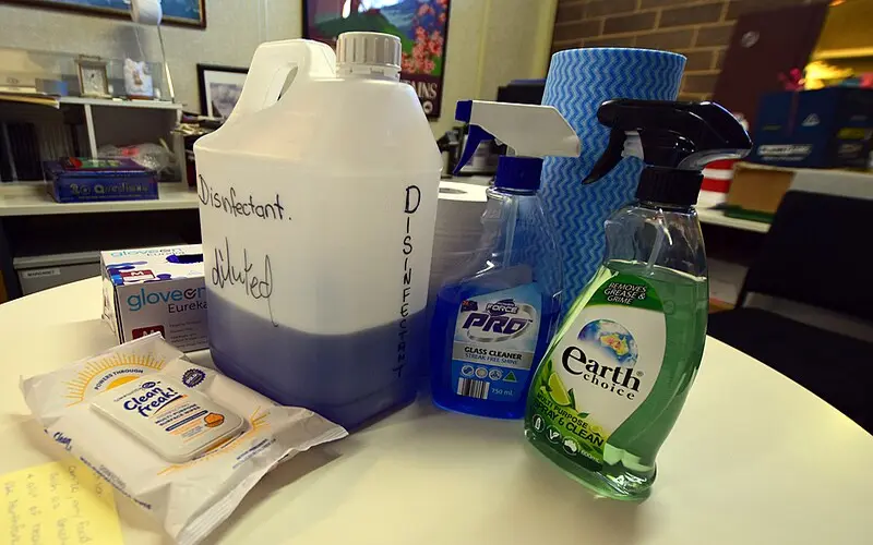 Read more about the article How to Make Homemade Natural Cleaning Products