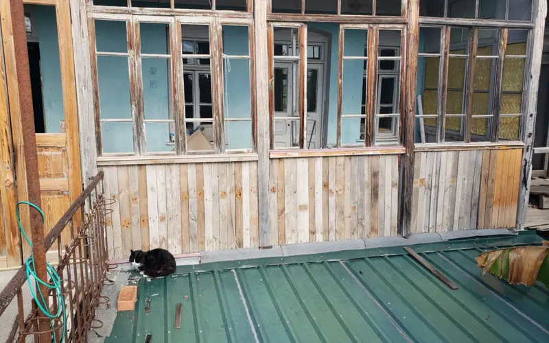 How To Make DIY Pallet Furniture: 3 balcony
