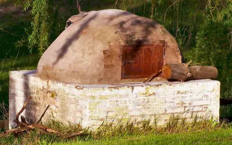 Read more about the article How To Build A Mud Oven For The Wonderful Taste of Bread