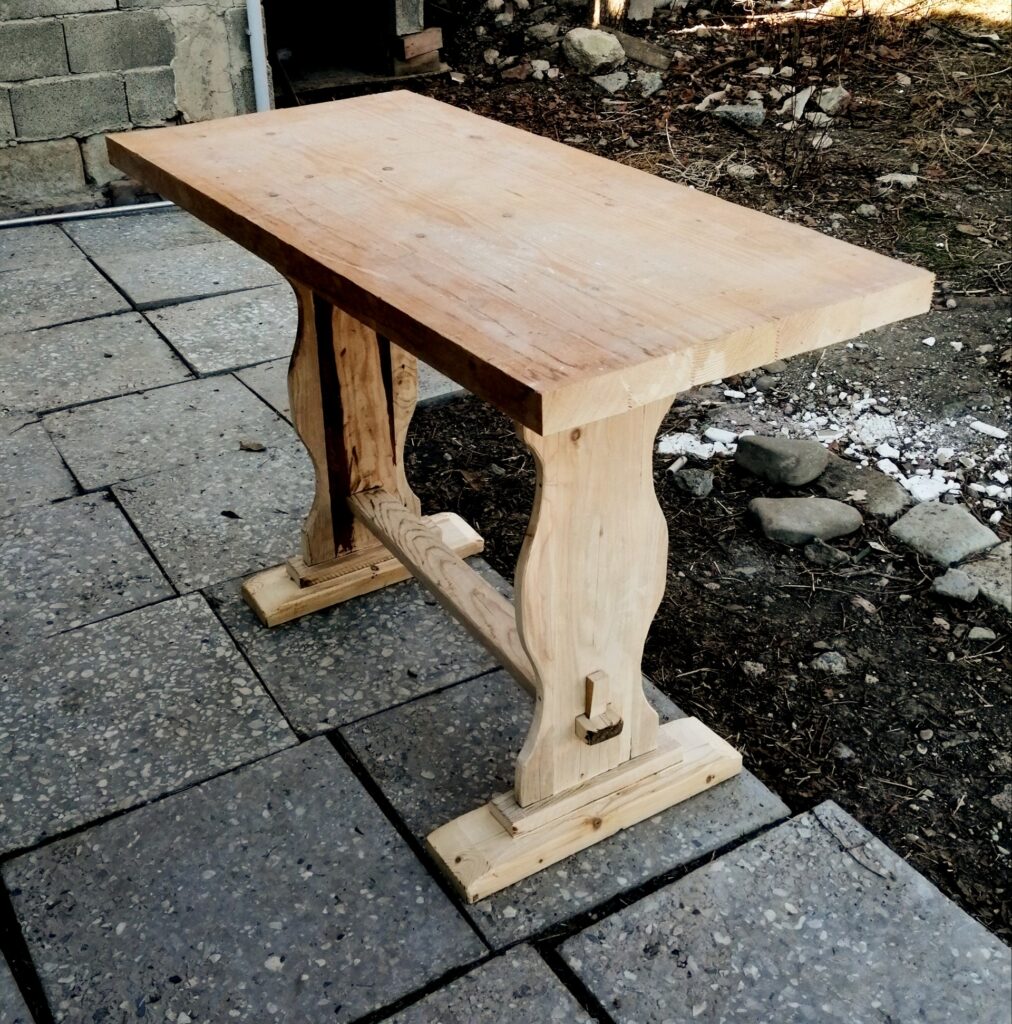 How To Build A Gorgeous Farmhouse Table from Scratch 1 small farmhouse table 1