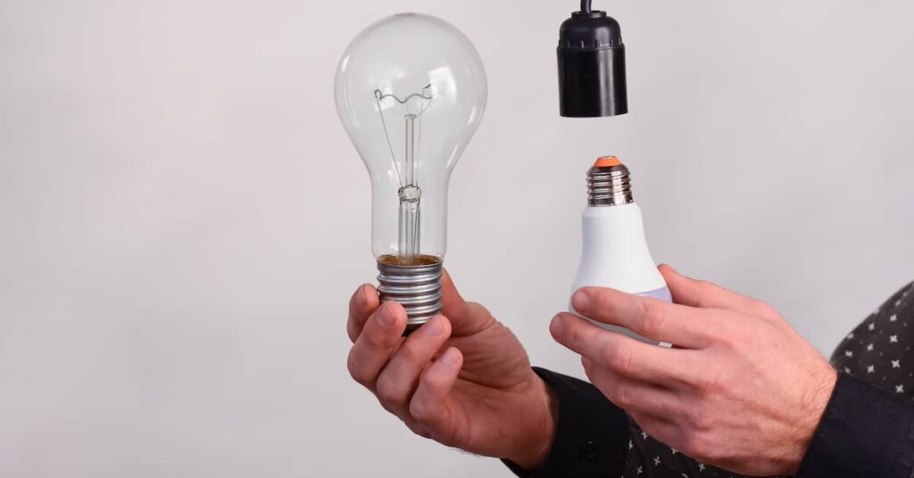 How To Wire 3 Pin Plugs, Bright Ideas and Wired Wonders 3 led smart lighting energy efficient solutions