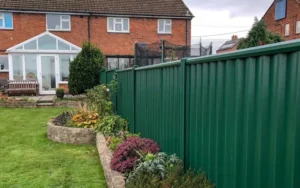 Read more about the article The 101 Ultimate Guide to Best Garden Fencing